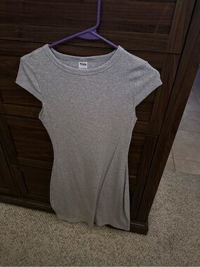 PINK Victoria's Secret Women's Heather Gray Cap Sleeve Knit Dress